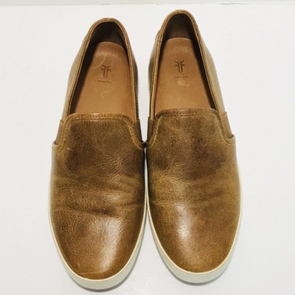 frye dylan slip on cognac